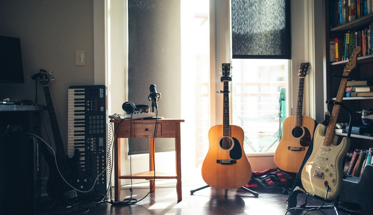 Affordable Acoustic Guitars For Worship Leaders